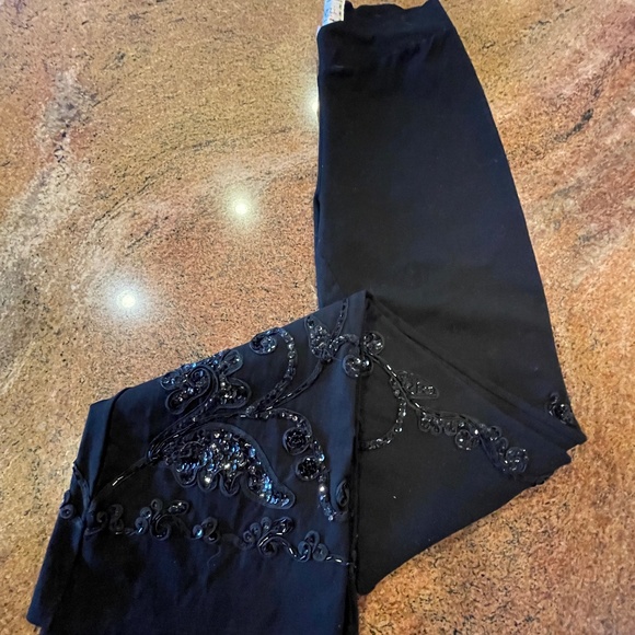 Designs By Naomi Black Beaded, Sequin Wide Leg, High Rise Pants Size Medium - Picture 3 of 14